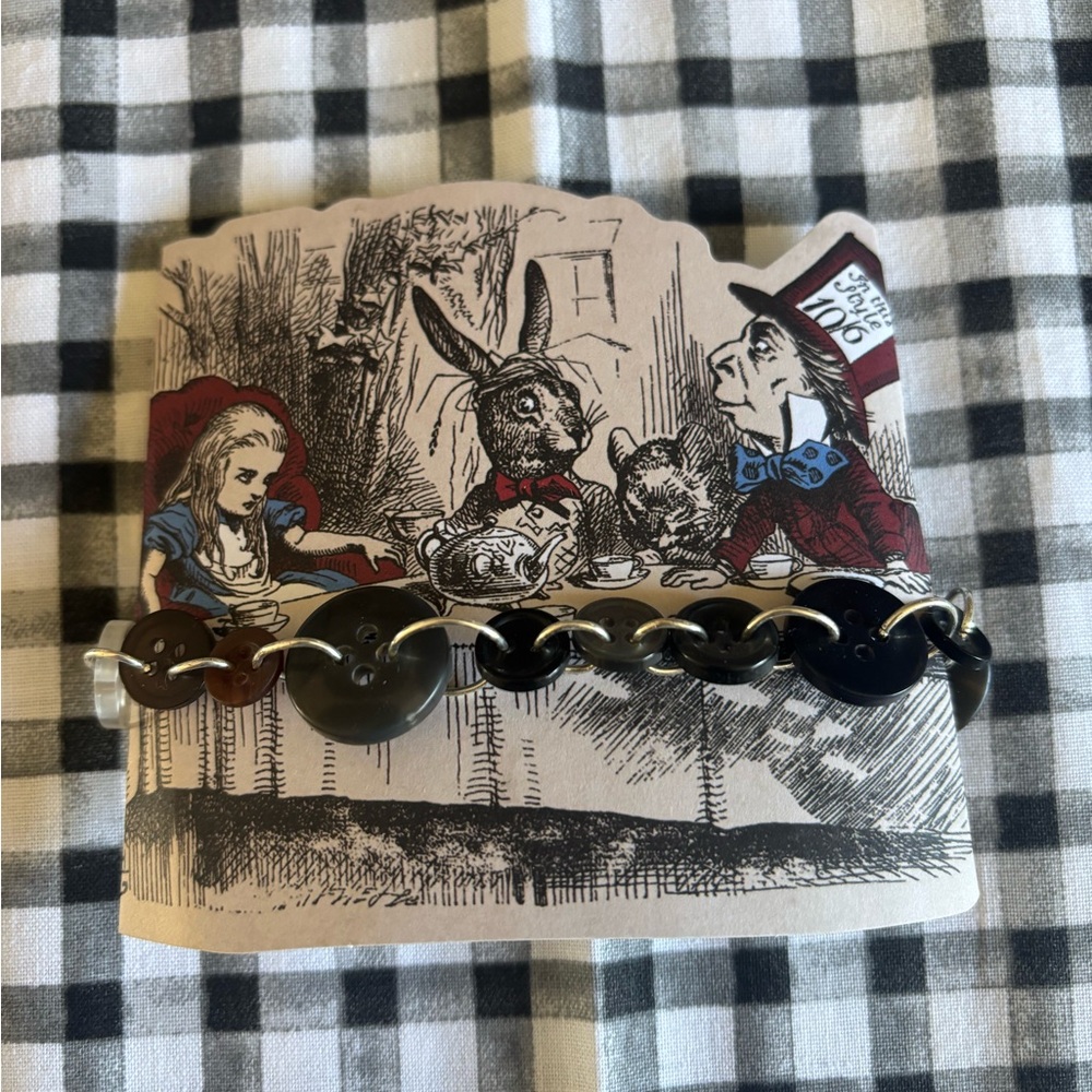 Chic Black and Brown Button Bracelet